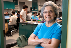 Dr. Marlene Godoy '76 Brightens Undergraduates' Futures Through Additional Bequest Commitment
